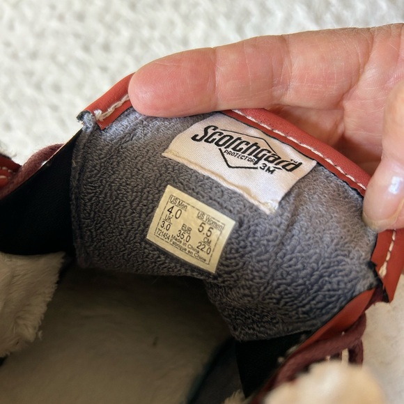 Men’s or women’s Off The Wall Vans - Picture 4 of 5